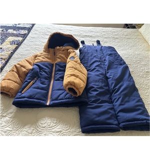 Oshkosh 4T Blue & Yellow 2 Piece Snowsuit Weight 34.5-37 Height 39-42.5 EUC